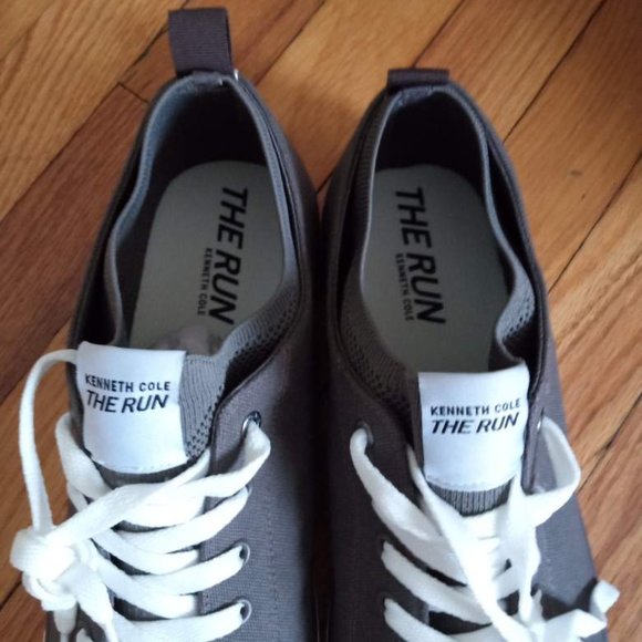 Men brand new (in box) Dark Grey Kenneth Cole shoes size 13 - Picture 2 of 9